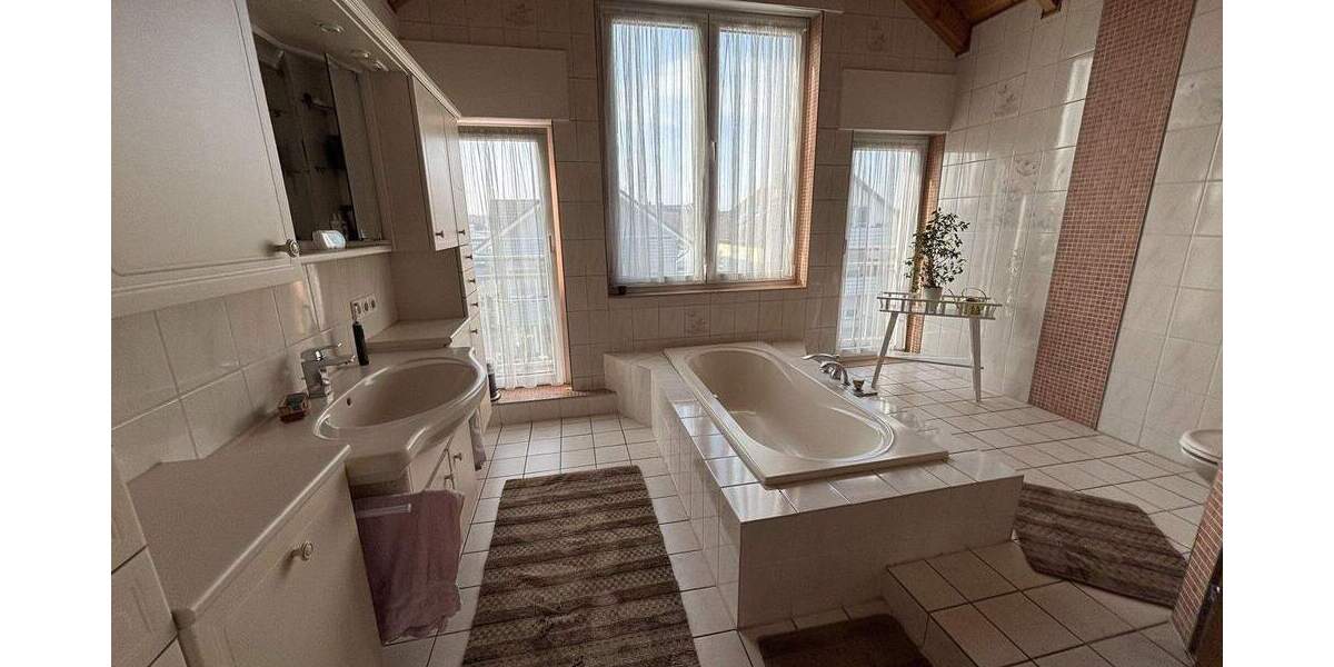 Mehrfamilienhaus, Wohnhaus Obertshausen - 1 Zimmer, 230 m&sup2;, 775.000&euro; | Angebot:25536151