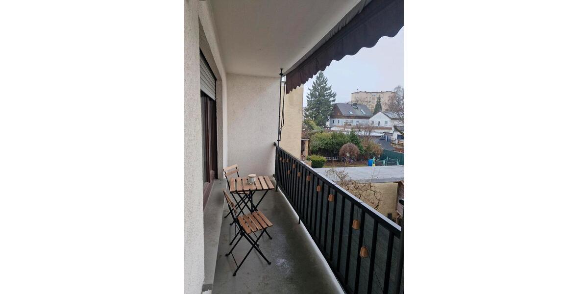 Etagenwohnung Bischofsheim - 3 Zimmer, 90 m&sup2;, 1.400&euro; | Angebot:25407883