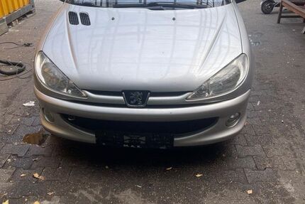 Peugeot 206 230.000 km 590 &euro; Dietzenbach 63128