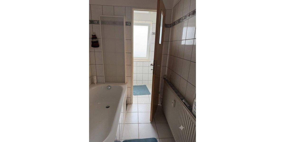 Etagenwohnung Rodgau - 3 Zimmer, 76 m&sup2;, 195.000&euro; | Angebot:27144244