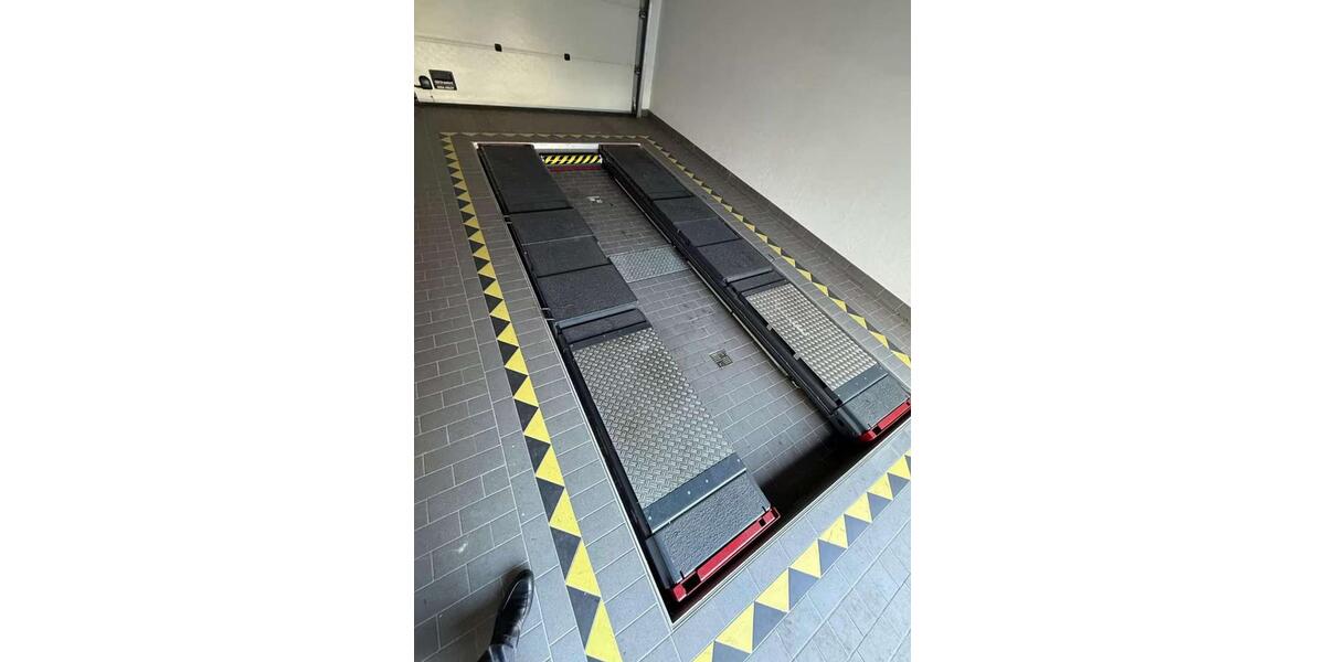 Ihr eigener TÜV-Stützpunkt – voll ausgestattet, sofort startklar in Top-Lage! zimmer