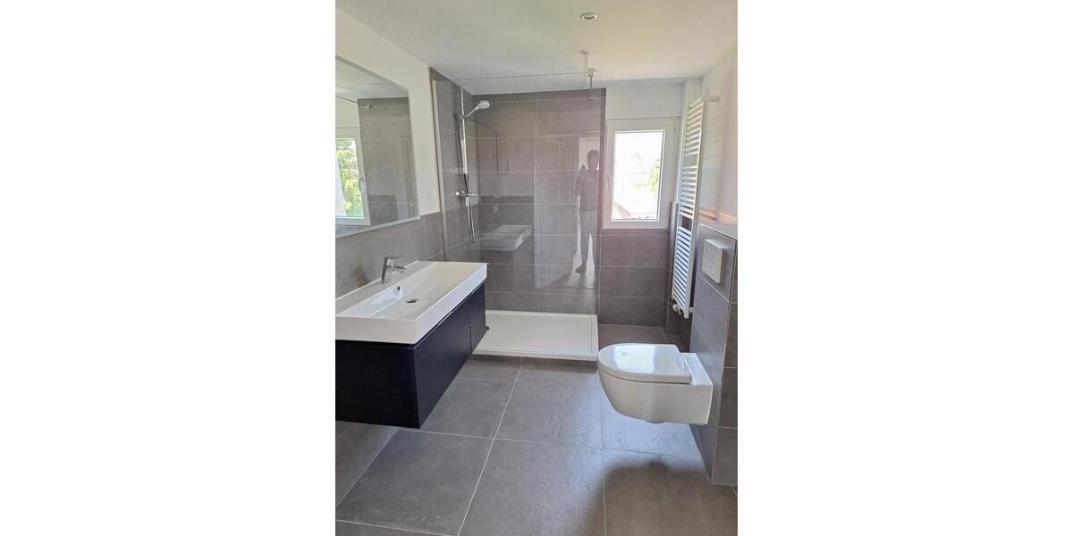 Dachgeschoßwohnung Hofheim am Taunus - 4 Zimmer, 98 m&sup2;, 1.420&euro; | Angebot:25752446