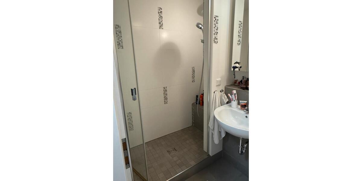 Etagenwohnung Frankfurt am Main Niederrad - 2 Zimmer, 42 m&sup2;, 950&euro; | Angebot:25310196