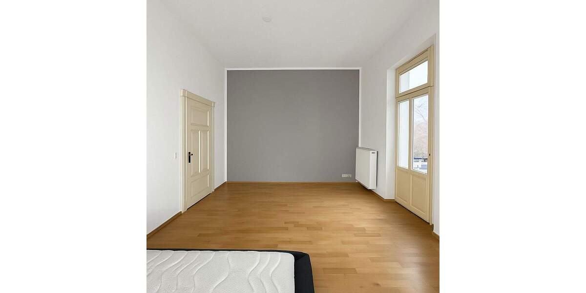 Bestlage Bad Nauheim: 1ZKBB am Kurpark, nach Süden, 40 qm, in Jugendstil-Baudenkmal 1 zimmer