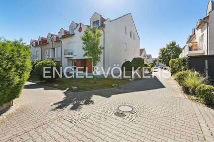 Wohnung zum Mieten in Frankfurt am Main 1.200 € 81 m² 2 zimmer