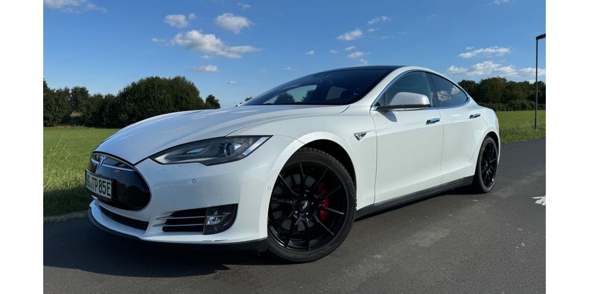 Tesla Model S 271.000 km 22.500 &euro; Bad Homburg 61348