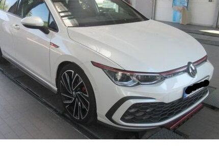 VW Golf 90.188 km 25.780 &euro; Hanau 63452