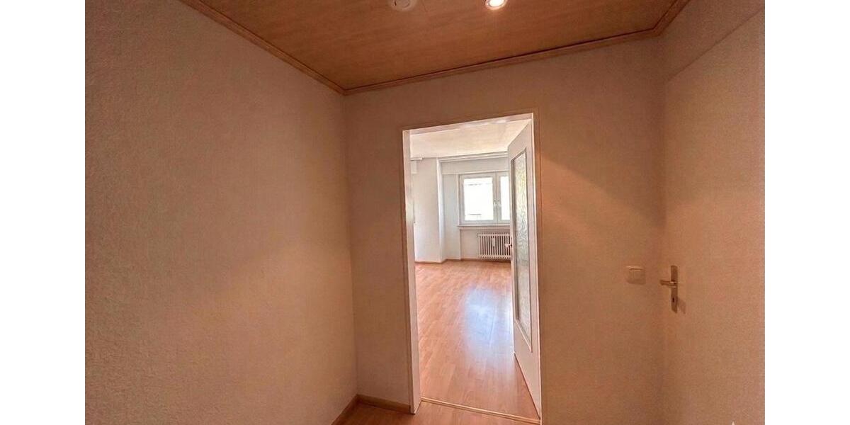 Hochparterre Offenbach am Main Bürgel - 1 Zimmer, 46 m&sup2;, 460&euro; | Angebot:26381196