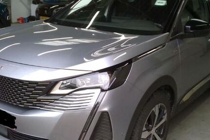 Peugeot 5008 24.171 km 24.480 &euro; Rüsselsheim 65428