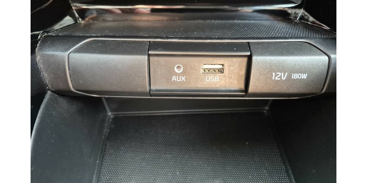 Kia Stonic 1,0 T Vision, PDC, Kamera, Navi, SHZ 109.775 km 10.790 &euro; Rodgau 63110