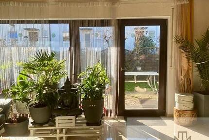 Haus Rosbach vor der Höhe - 6 Zimmer, 170 m&sup2;, 2.000&euro; | Angebot:23902594