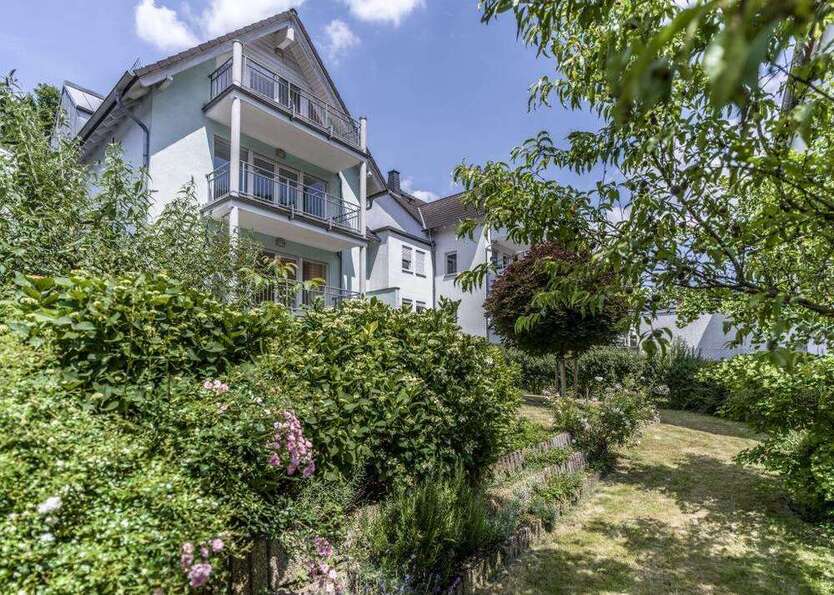 Haus zum Kaufen in Wiesbaden 865.000 € 312.96 m²