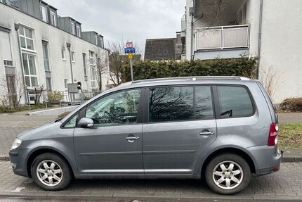 VW Touran 270.000 km 3.800 &euro; Frankfurt am main 60488