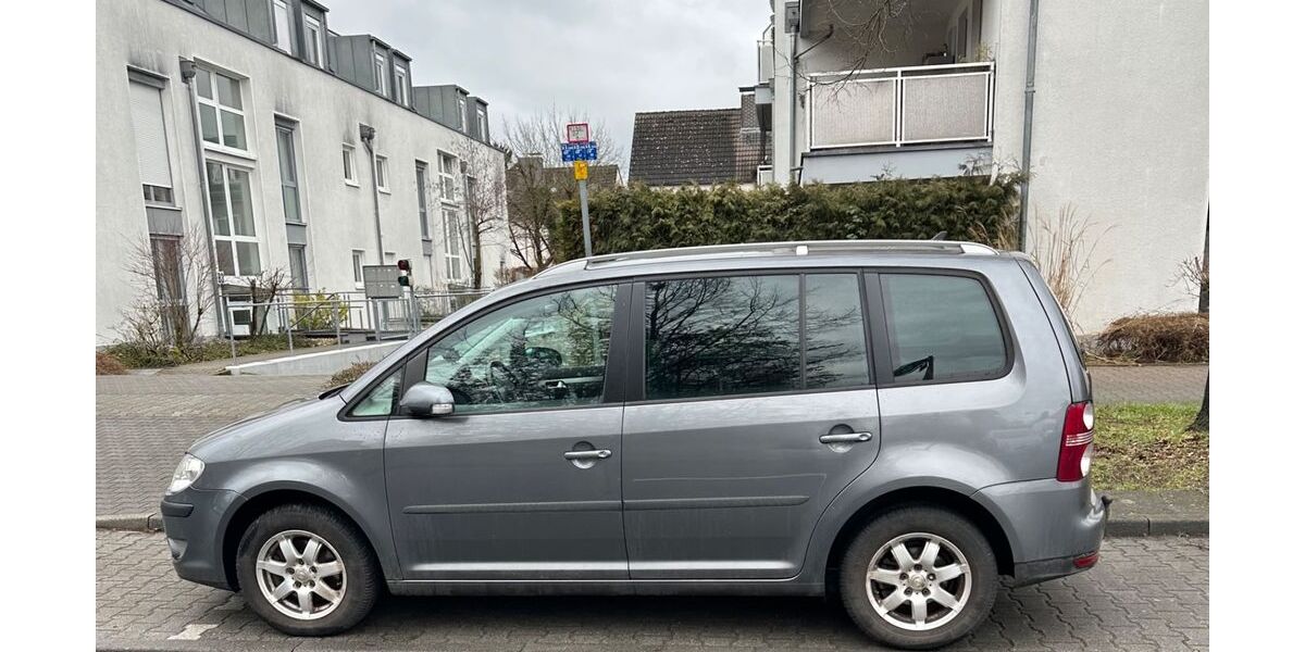 VW Touran 270.000 km 3.800 &euro; Frankfurt am main 60488