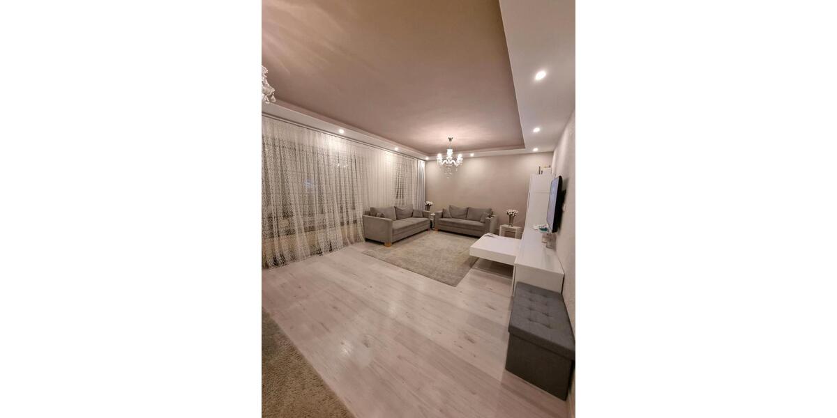 Etagenwohnung Ronneburg - 3 Zimmer, 75 m&sup2;, 199.000&euro; | Angebot:26809088