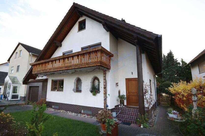 Haus zum Kaufen in Pfungstadt 697.500 € 206.79 m²
