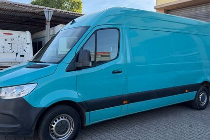 Mercedes-Benz Sprinter 159.000 km 18.990 &euro; Frankfurt am Main 65933
