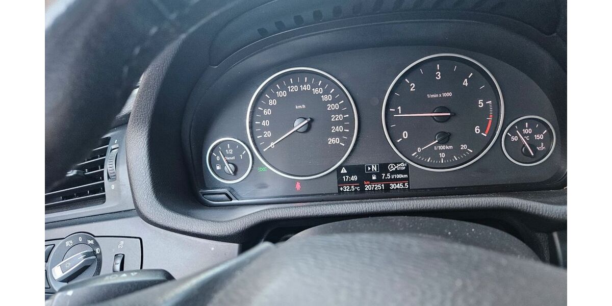 BMW X3 218.000 km 11.000 &euro; Frankfurt am Main 60326