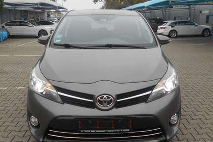 Toyota Verso 248.000 km 6.399 € Darmstadt 64293