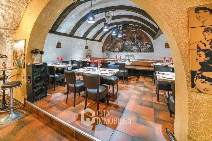 Gastronomie in Frankfurt am Main 1.500 € 230 m²