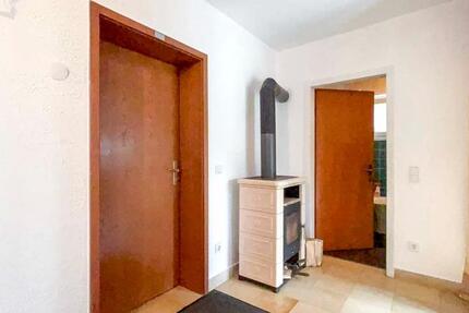 Schönes Wohnhaus in Himmighofen für 298.000 Euro zu verkaufen 7 zimmer