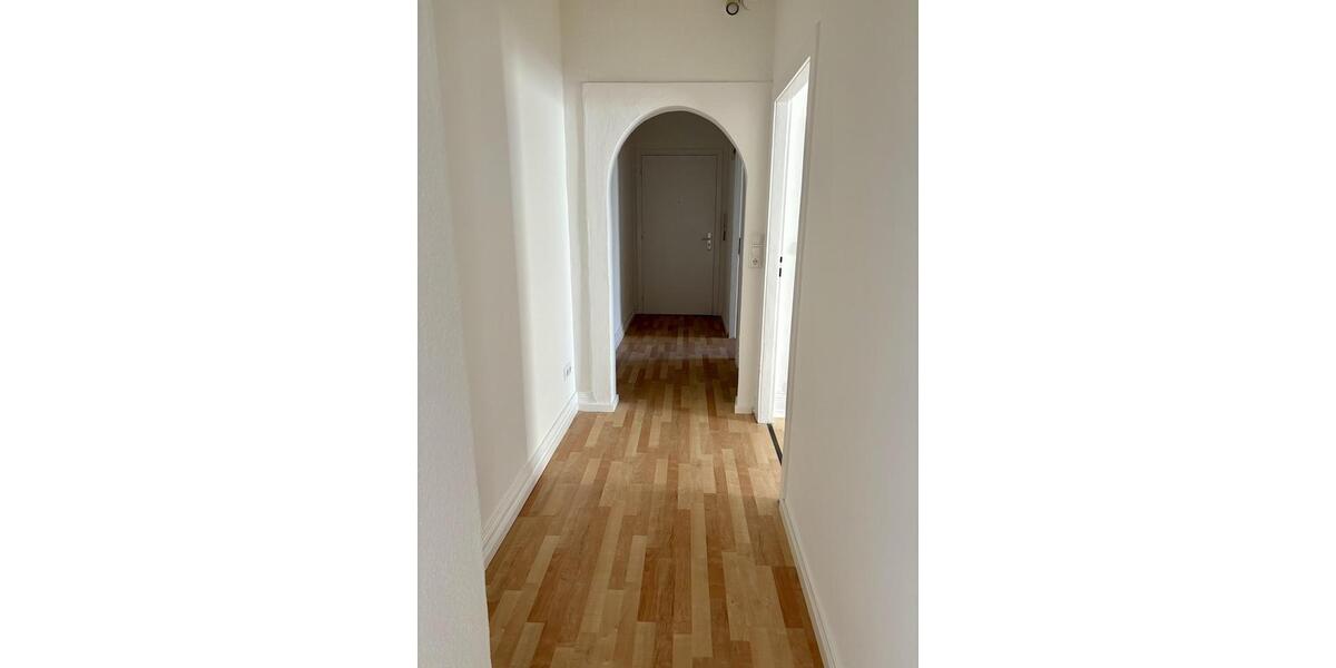 Etagenwohnung Frankfurt am Main Bornheim - 2 Zimmer, 73 m&sup2;, 1.300&euro; | Angebot:26058615
