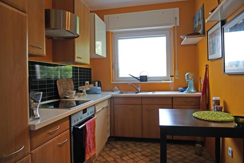 *Nähe Kurpark in ruhiger Lage - gemütliche 2-Zi-ETW mit Balkon und Tiefgaragenplatz* 2 zimmer