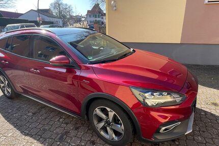 Ford Focus 49.000 km 17.100 &euro; Nidderau 61130
