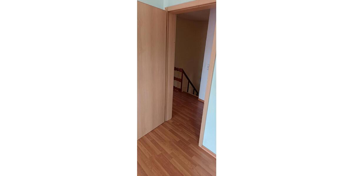 Etagenwohnung Groß-Gerau Gerau - 5 Zimmer, 115 m&sup2;, 1.265&euro; | Angebot:26416267
