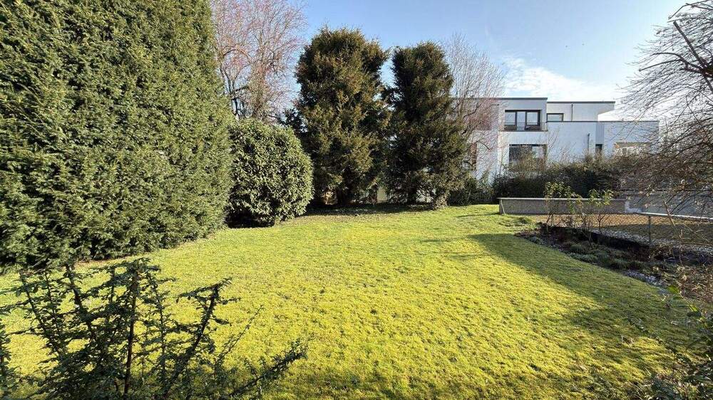 Etagenwohnung Frankfurt am Main Rödelheim - 3 Zimmer, 101 m&sup2;, 1.450&euro; | Angebot:25663802