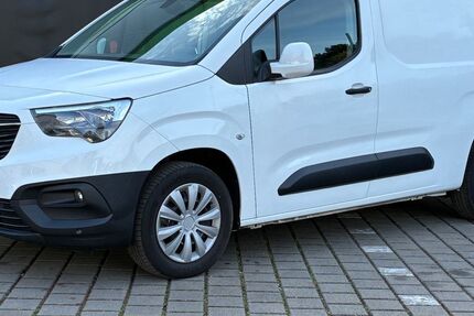 Opel Combo 100.350 km 9.790 &euro; Mühlheim am main 63165
