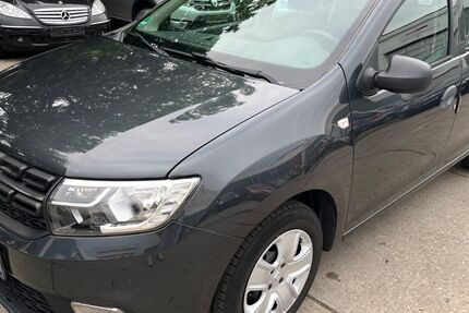 Dacia Sandero 62.000 km 7.490 &euro; Dreieich 63303