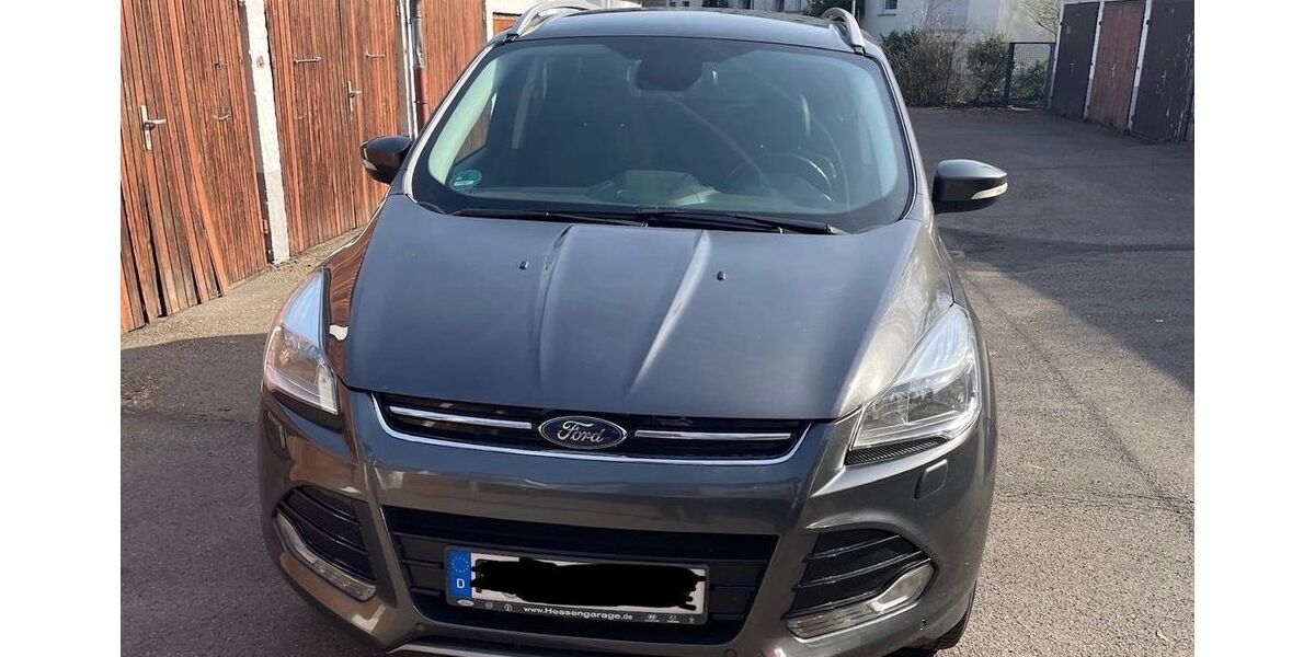 Ford Kuga 113.500 km 11.400 &euro; Frankfurt am Main 60596