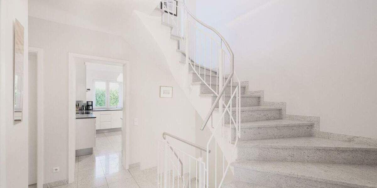 Einfamilienhaus Kronberg im Taunus Kronberg - 7 Zimmer, 197 m&sup2;, 1.595.000&euro; | Angebot:25698551