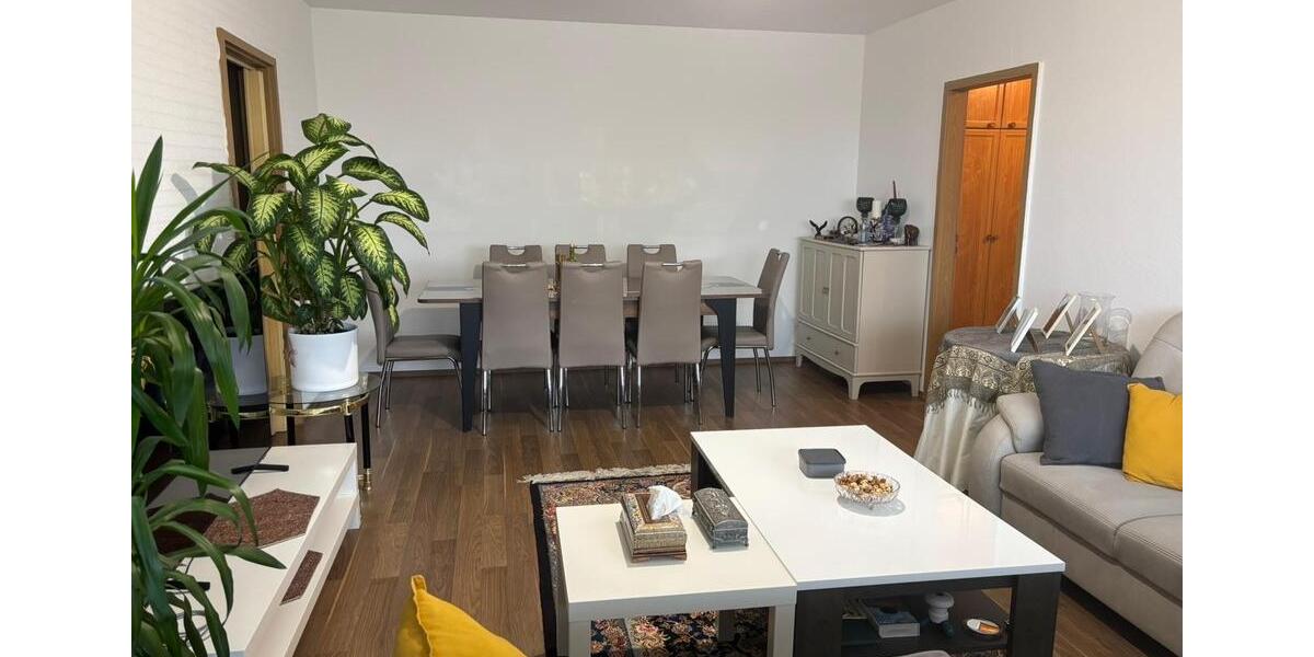 3 Zimmer Wohnung mit Parkplatz 3 zimmer