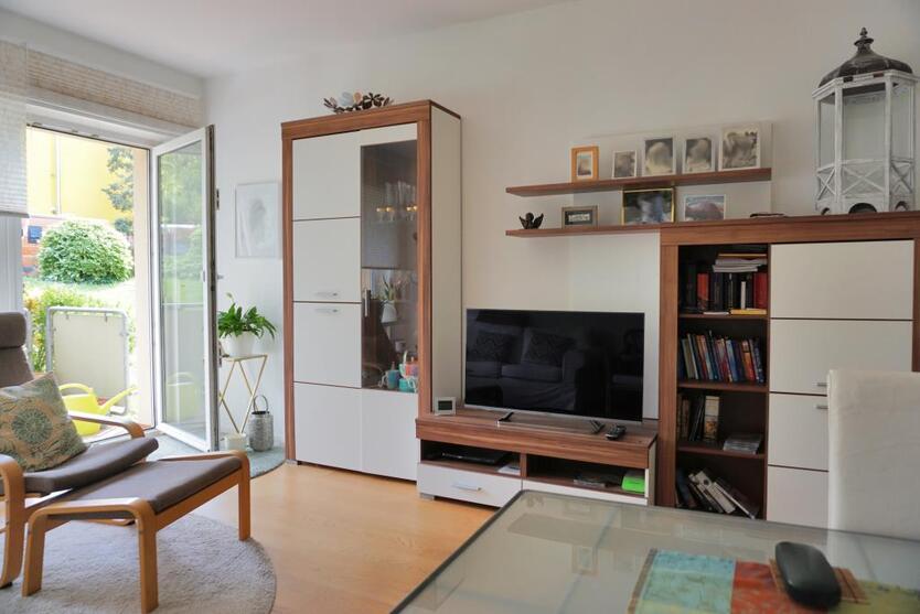 *Nähe Kurpark in ruhiger Lage - gemütliche 2-Zi-ETW mit Balkon und Tiefgaragenplatz* 2 zimmer