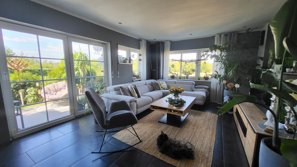 moderne DHH mit Einliegerwohnung im 