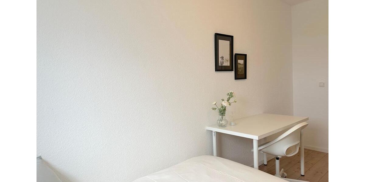 Etagenwohnung Frankfurt am Main Unterliederbach - 1 Zimmer, 15 m&sup2;, 530&euro; | Angebot:25653876