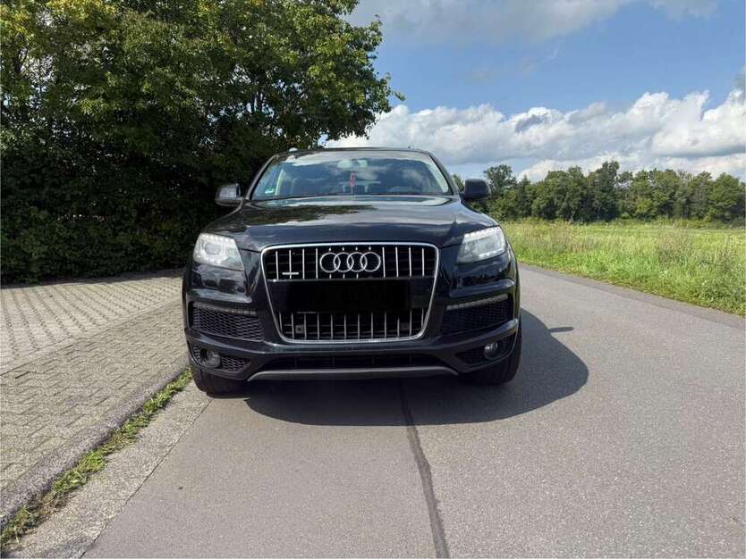 Q7