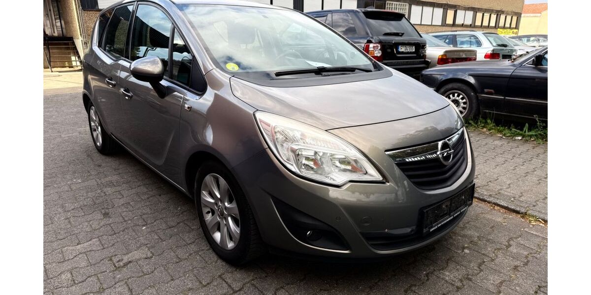 Opel Meriva 179.800 km 3.300 &euro; FRANKFURT 65933