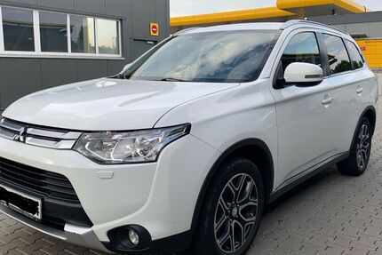 Mitsubishi Outlander 127.779 km 14.490 &euro; Friedberg 61169