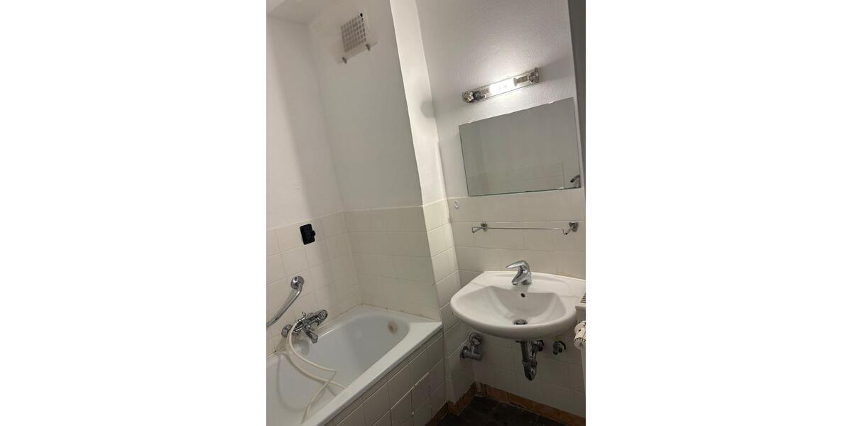 Etagenwohnung Frankfurt am Main Nied - 4 Zimmer, 76 m&sup2;, 299.000&euro; | Angebot:26120494