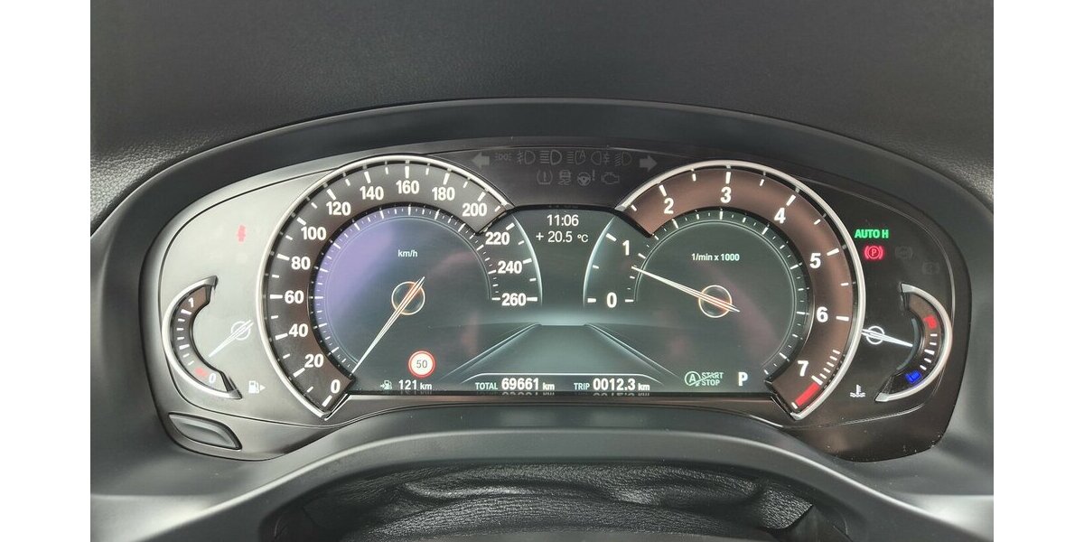 BMW X3 xDrive 20 i xLine, HUD, Kamera, Ambientebeleuch 69.700 km 23.790 &euro; Rodgau 63110