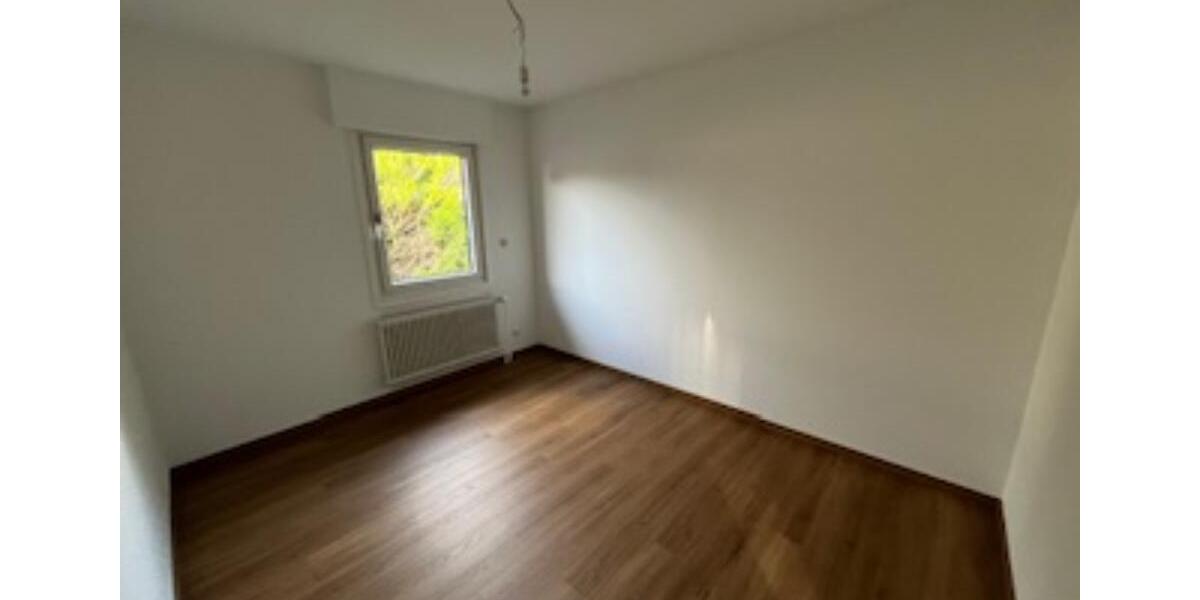 sehr schönes Einfamilienhaus mit großem Garten in ruhiger Lage 5 zimmer