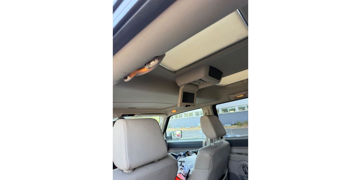 Jeep Commander 347.930 km 3.950 &euro; Darmstadt 64283