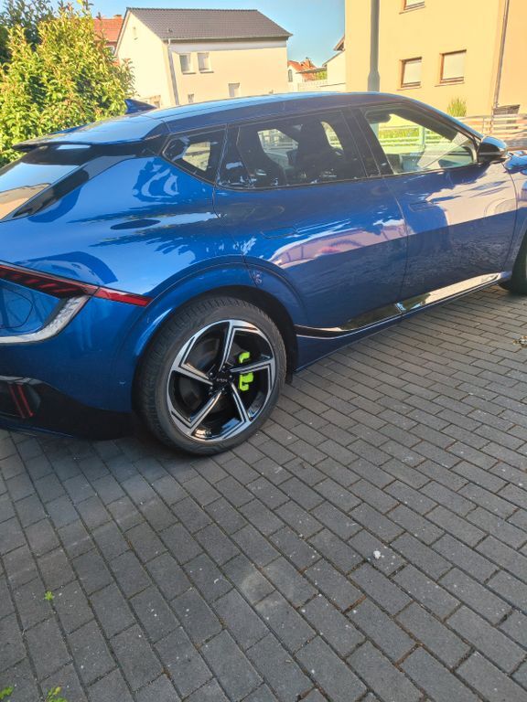 EV6