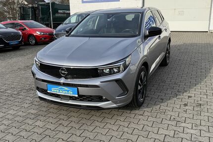 Opel Grandland (X) 136.829 km 17.990 &euro; Egelsbach 63329