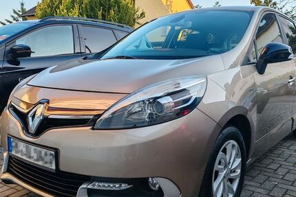 Renault Scenic 118.776 km 8.299 &euro; Schöneck 61137