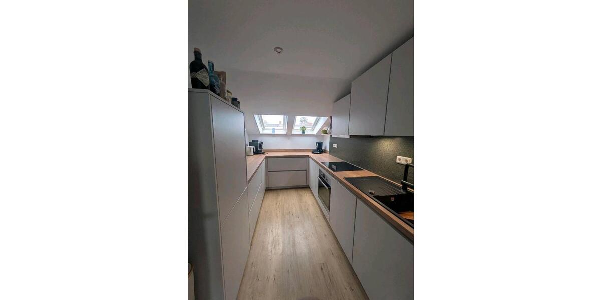 Dachgeschoßwohnung Friedberg (Hessen) - 3 Zimmer, 91 m&sup2;, 305.000&euro; | Angebot:27062187