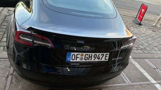 Tesla Model 3 80.000 km 35.795 &euro; Langen 63225